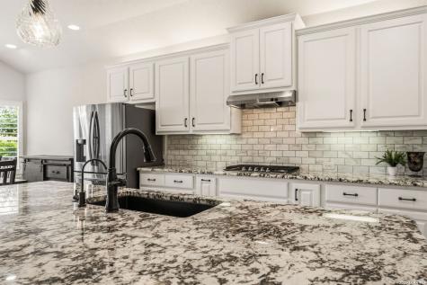 1136 Orange Blossom New Braunfels TX 78132