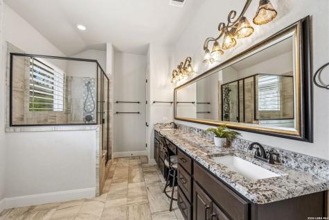 1136 Orange Blossom New Braunfels TX 78132