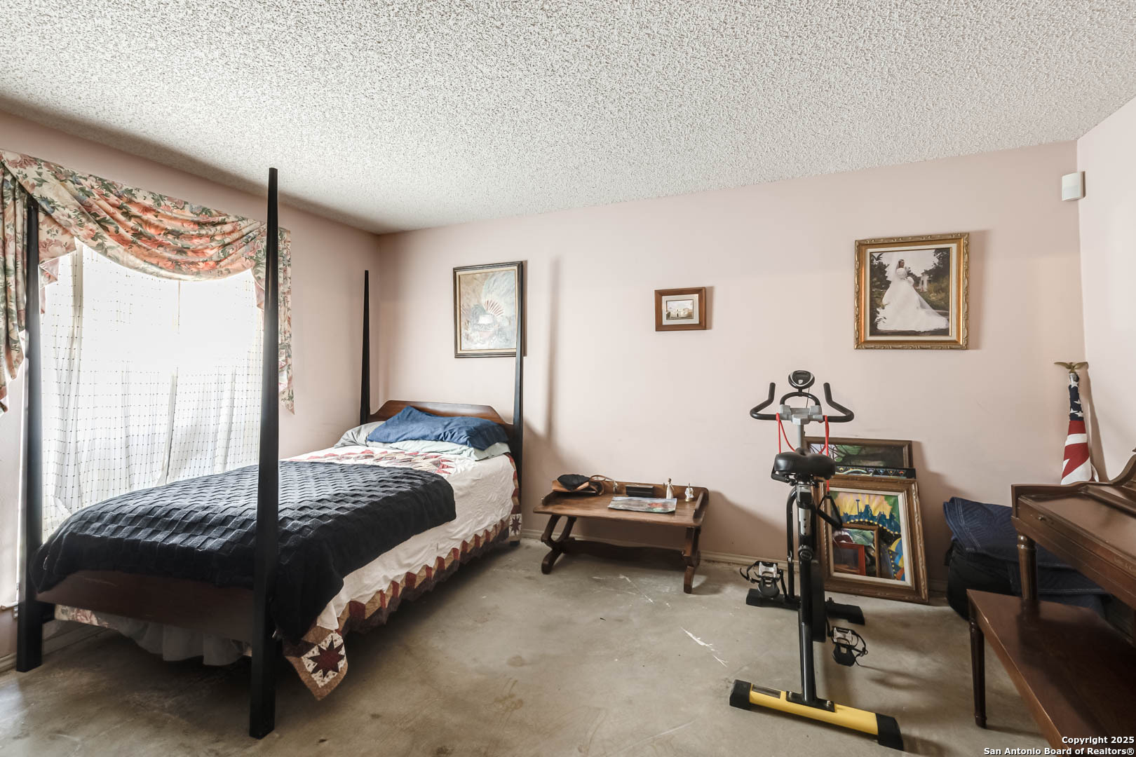 2215 Sun Wood San Antonio TX 78232