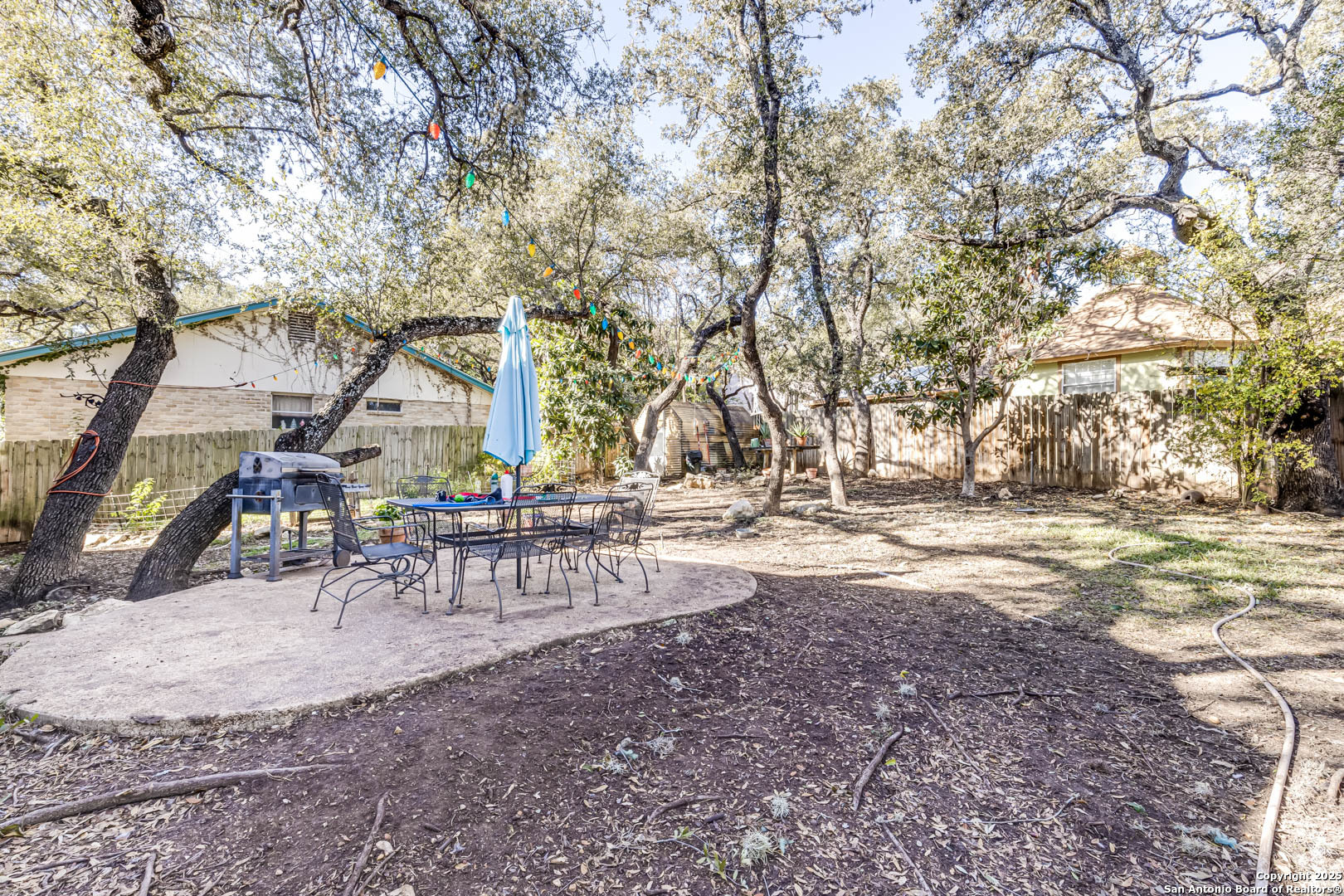 2215 Sun Wood San Antonio TX 78232