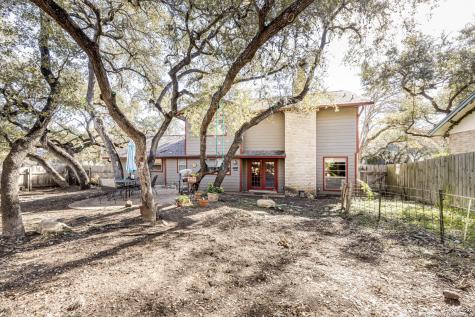 2215 Sun Wood San Antonio TX 78232