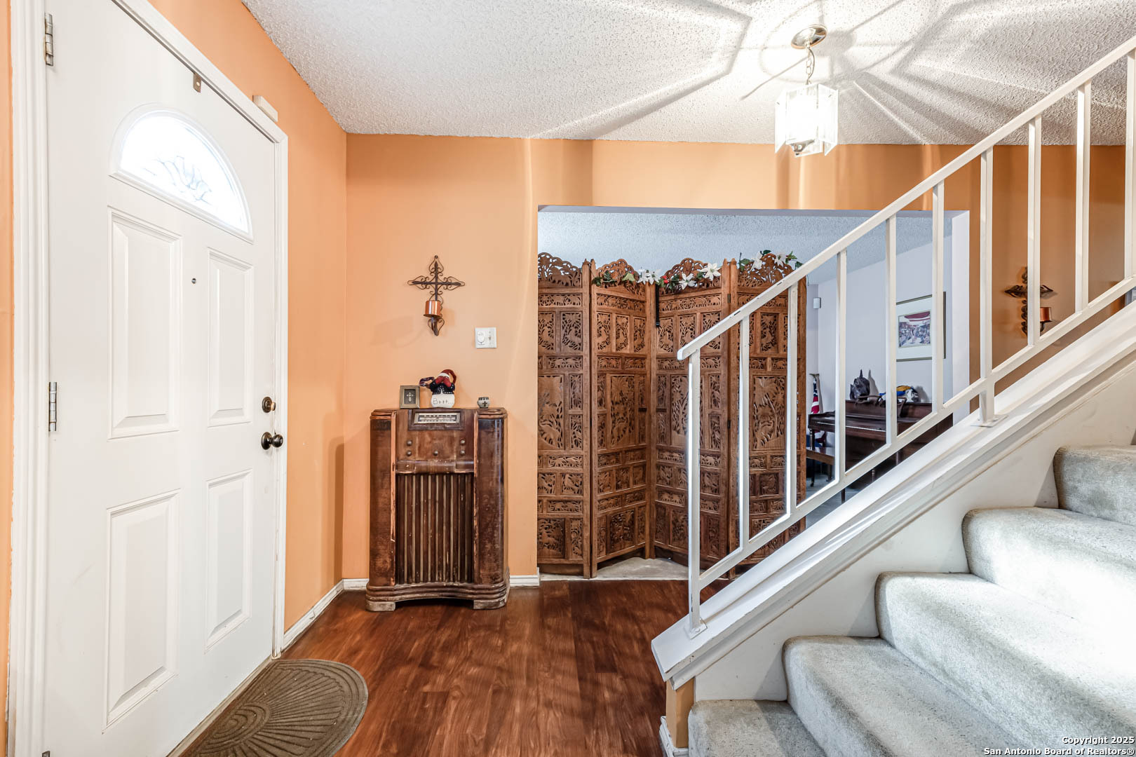 2215 Sun Wood San Antonio TX 78232