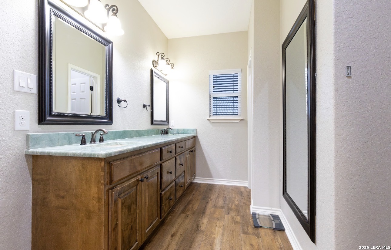 2347 Crane Road Pleasanton TX 78064