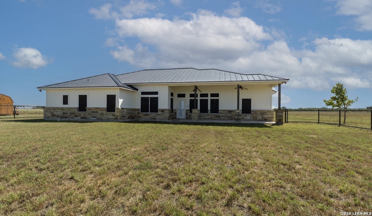 2347 Crane Road Pleasanton TX 78064