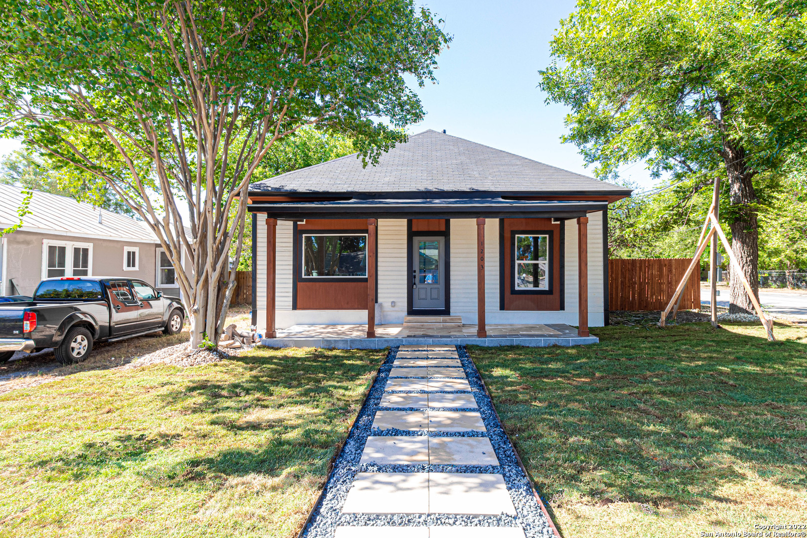 1203 W Magnolia Avenue San Antonio TX 78201
