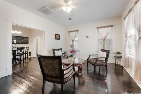 1227 W Hermosa Drive San Antonio TX 78201
