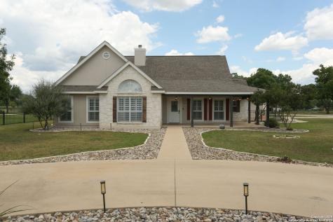 1181 County Road 4516 Castroville TX 78009