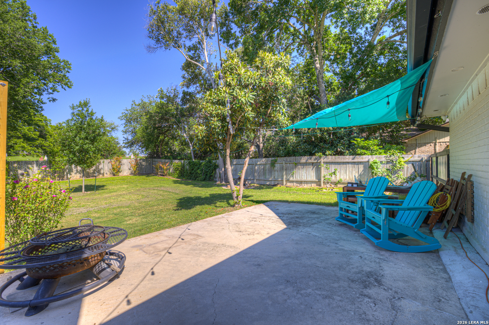 96 W Hampton Drive Seguin TX 78155