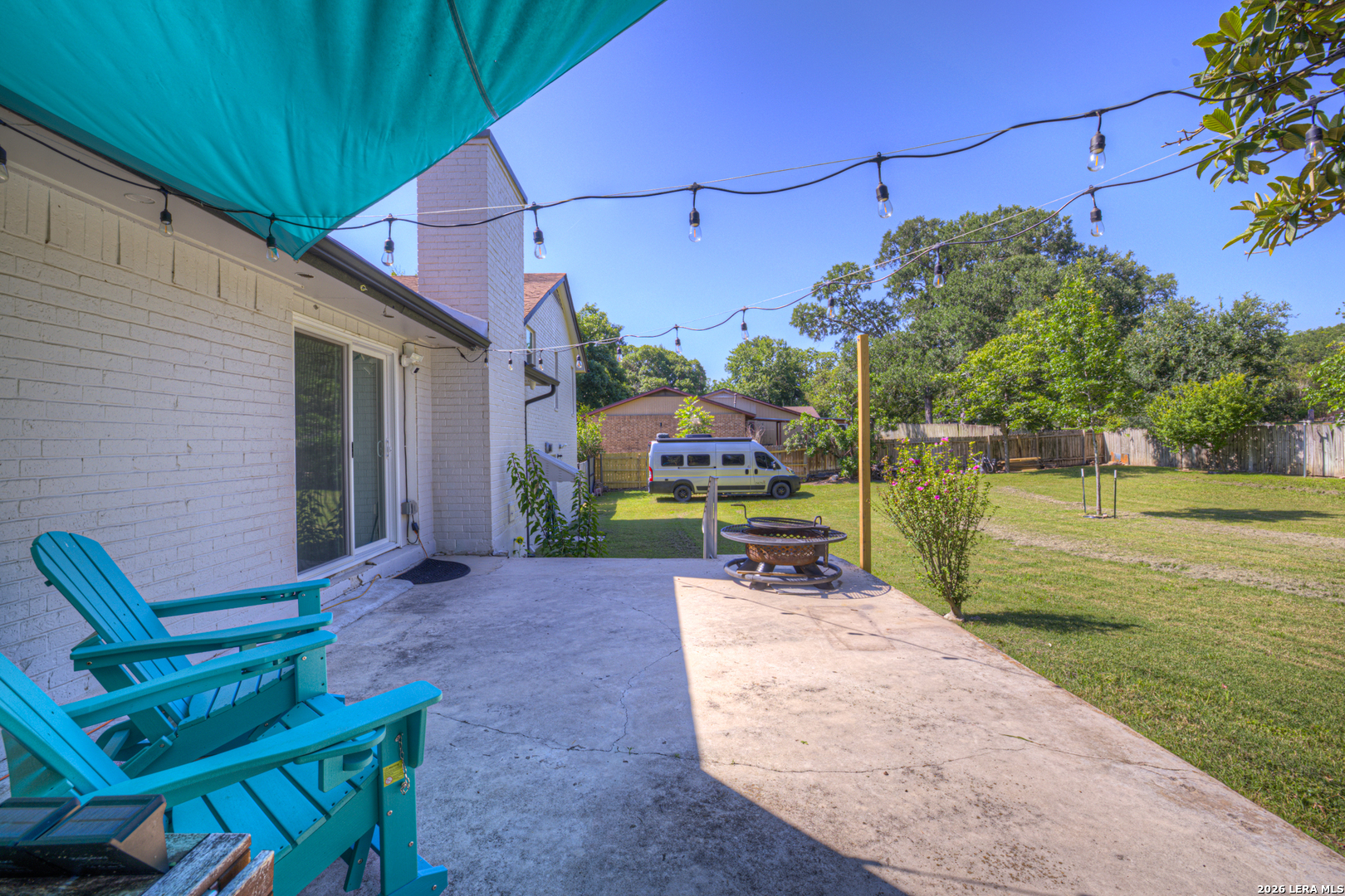 96 W Hampton Drive Seguin TX 78155