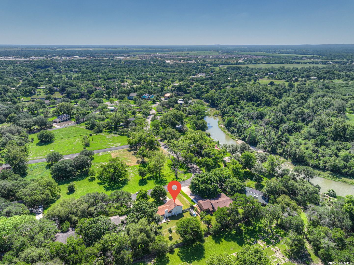 96 W Hampton Drive Seguin TX 78155