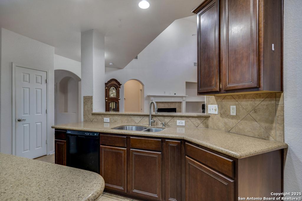 1934 Oak Flat Road San Antonio TX 78251