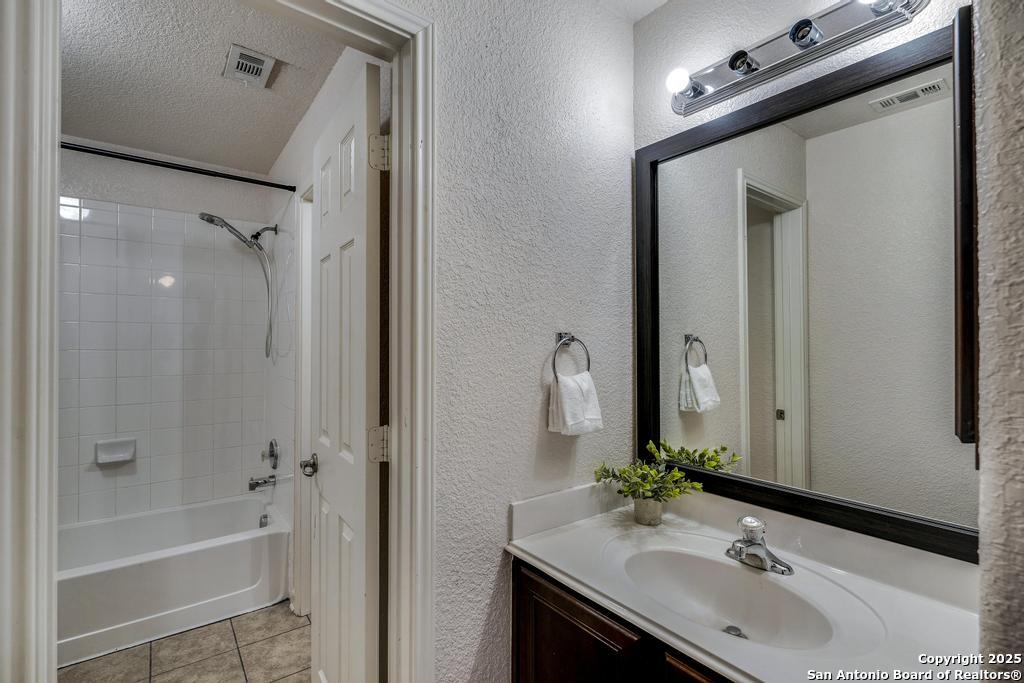1934 Oak Flat Road San Antonio TX 78251