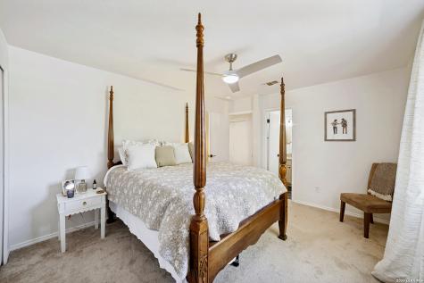 6073 Bantry Bay San Antonio TX 78240