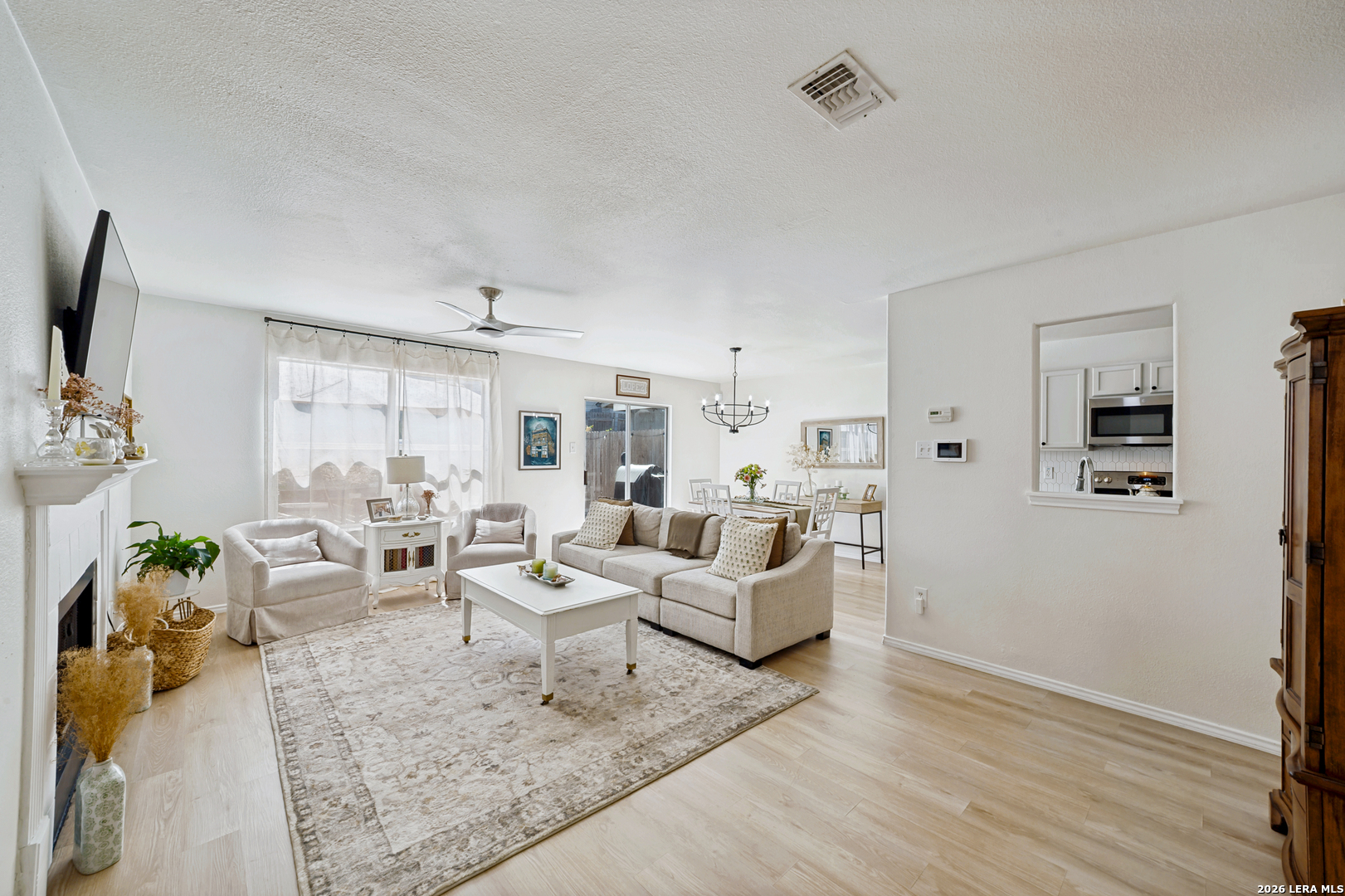 6073 Bantry Bay San Antonio TX 78240
