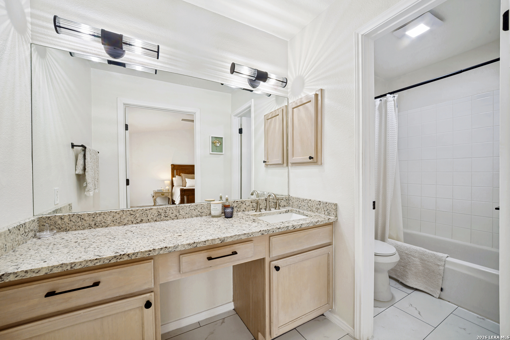 6073 Bantry Bay San Antonio TX 78240