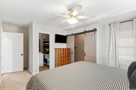 1214 London Street Castroville TX 78009