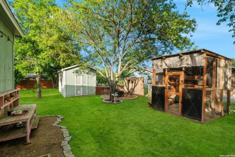 1214 London Street Castroville TX 78009