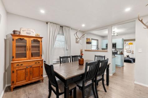 1214 London Street Castroville TX 78009