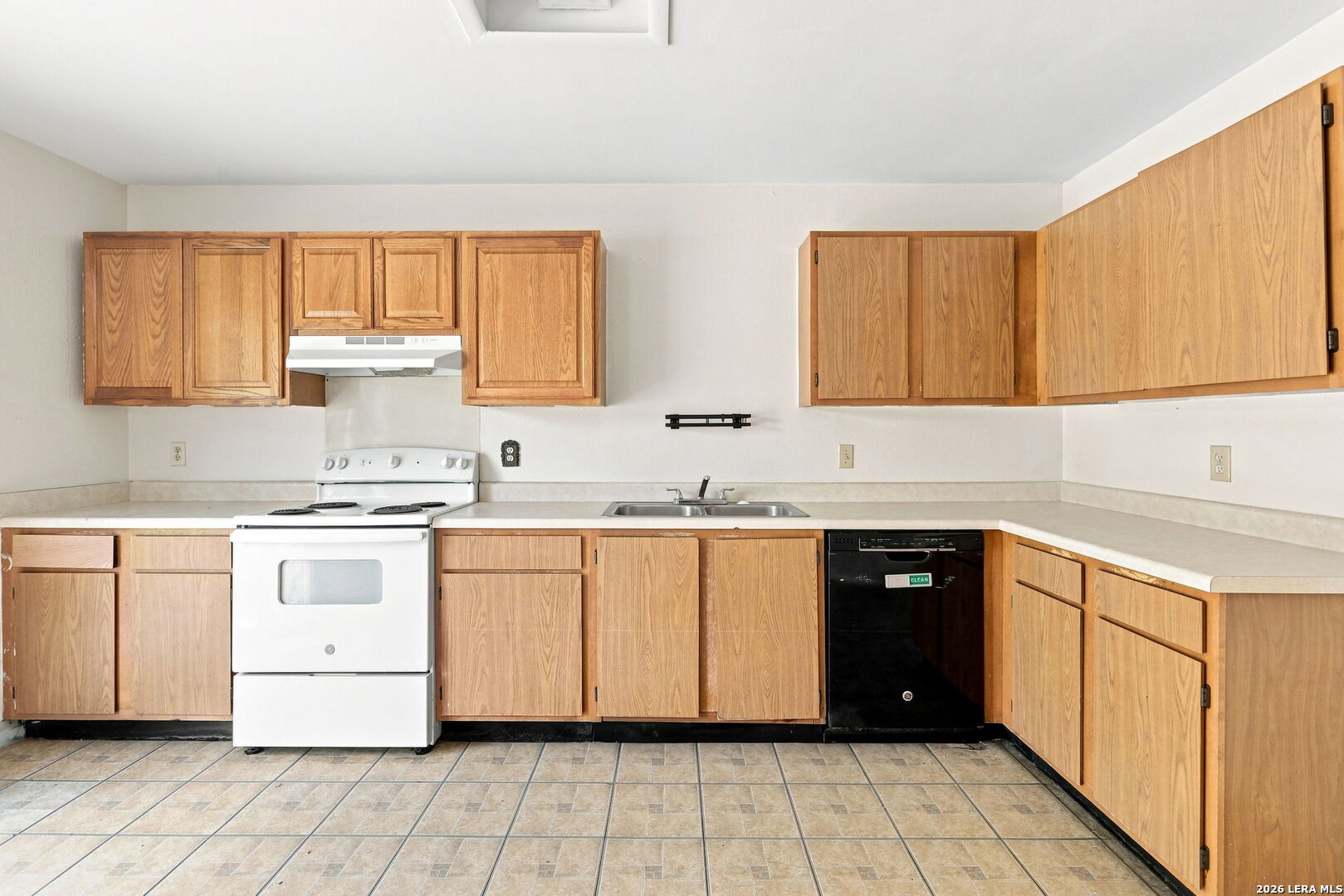 6803 Columbia Ridge Drive Converse TX 78109