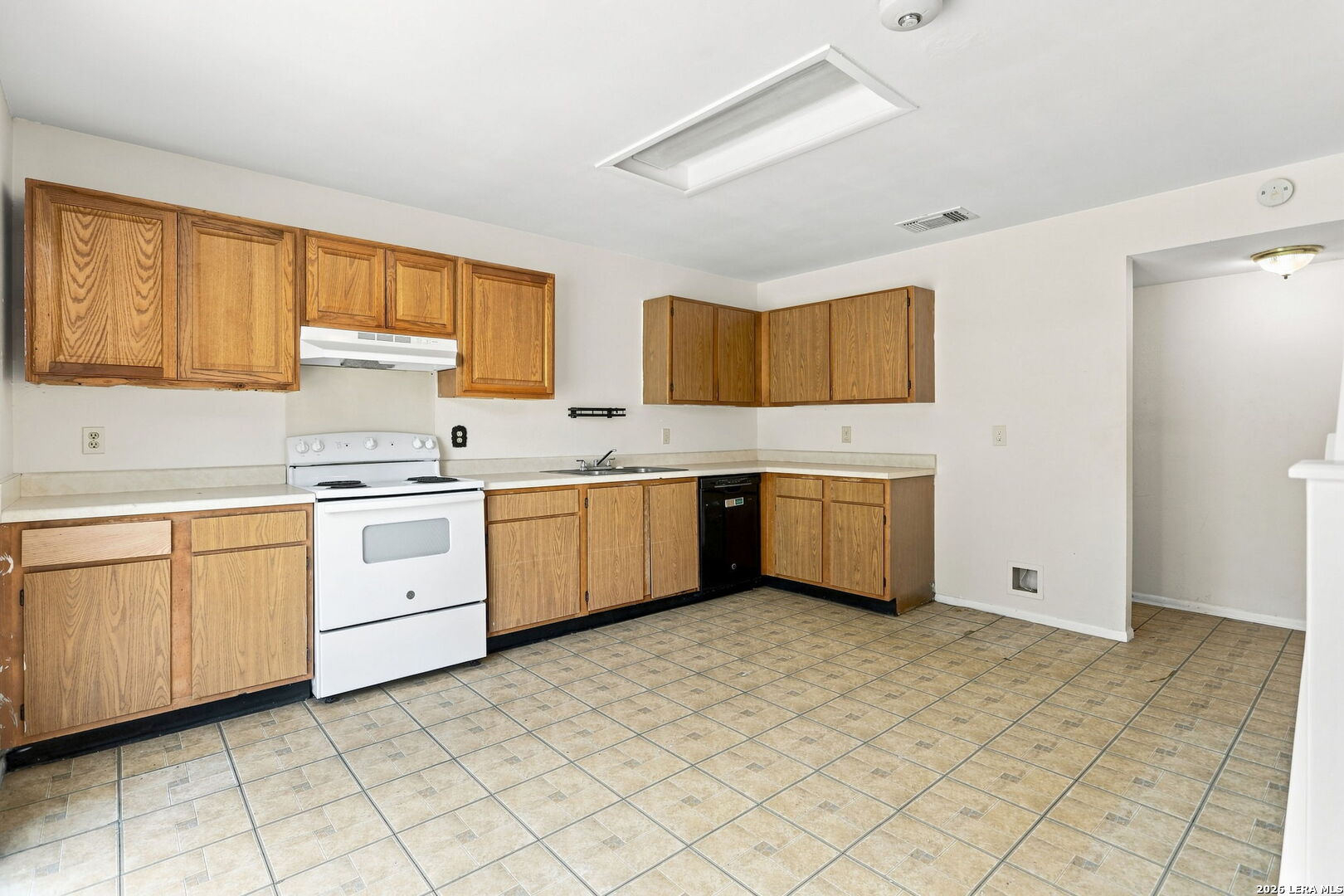 6803 Columbia Ridge Drive Converse TX 78109