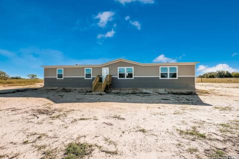 4962 Brown Road Poteet TX 78065