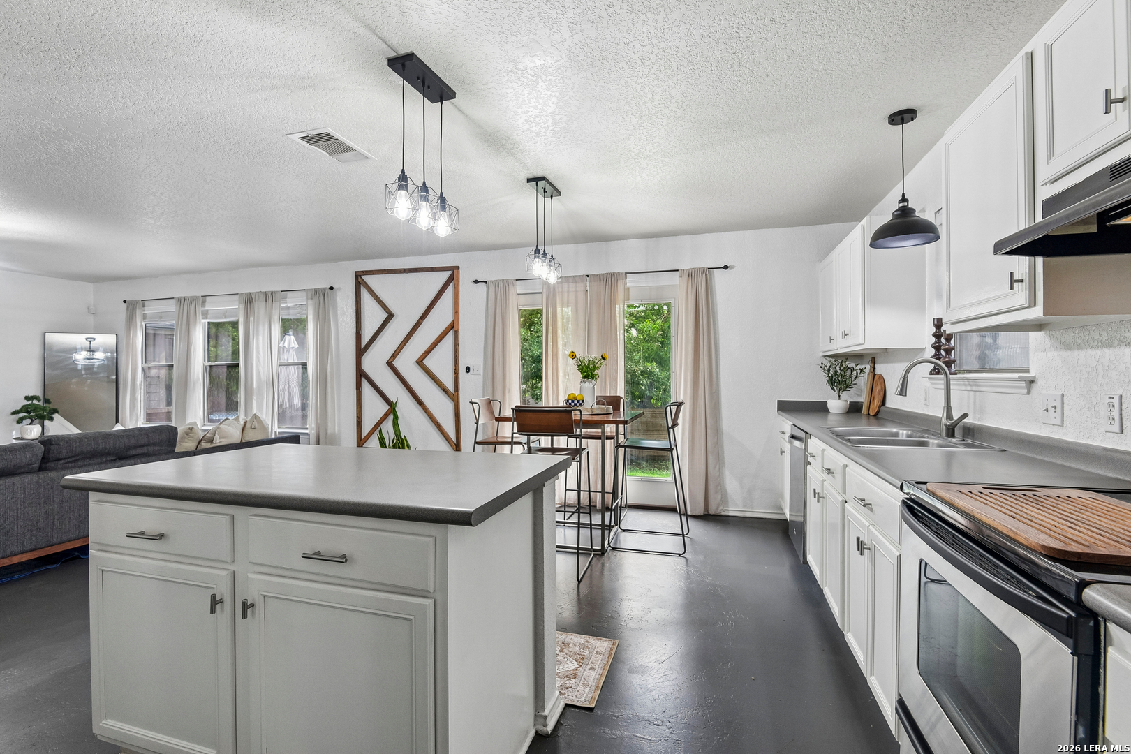 2123 Barlow Oak San Antonio TX 78213