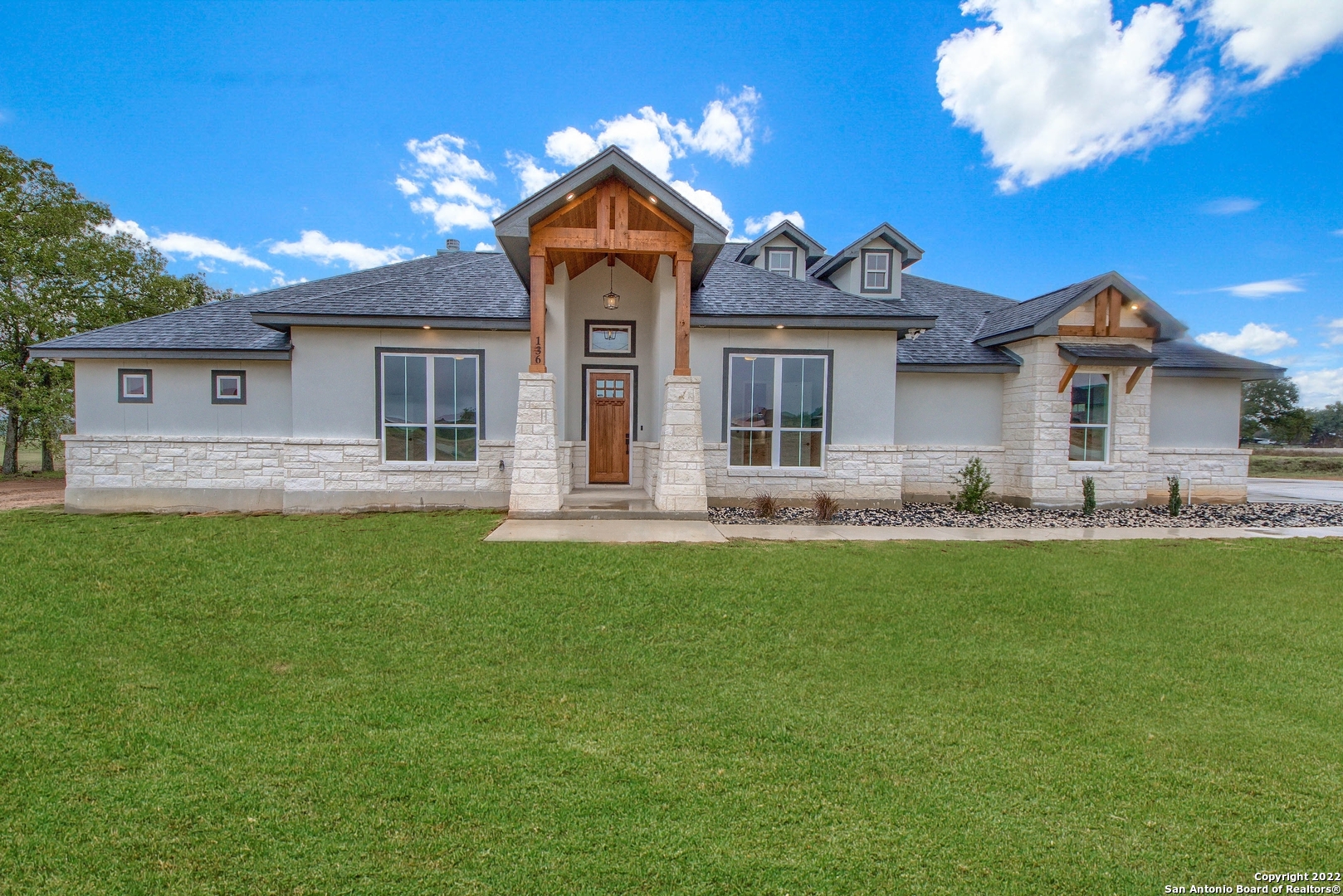 136 Westfield Landing La Vernia TX 78121