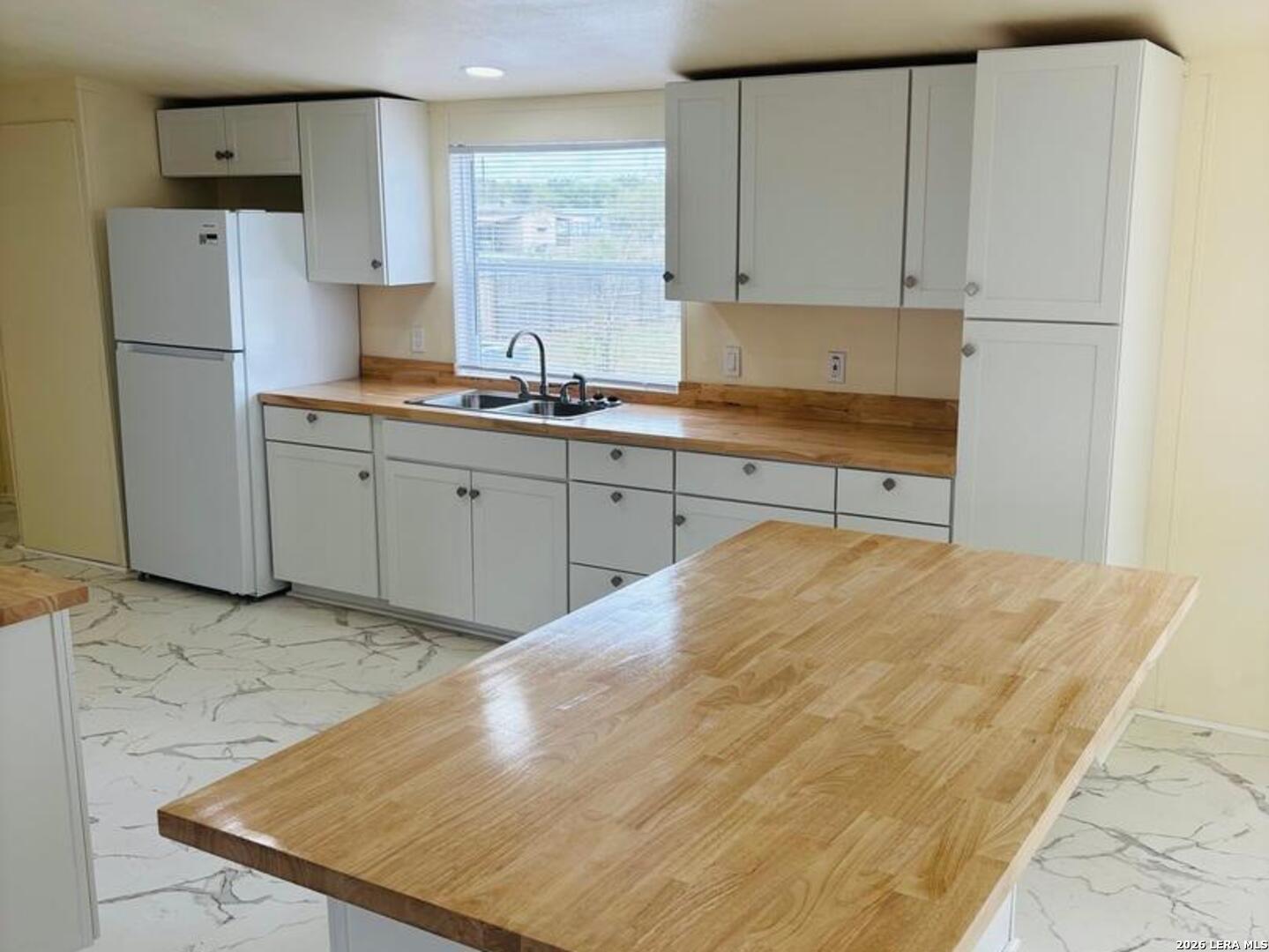 21007 Jakes View San Antonio TX 78264