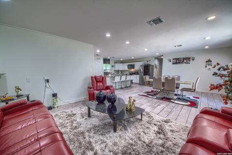 4339 Bright Sun Street San Antonio TX 78217