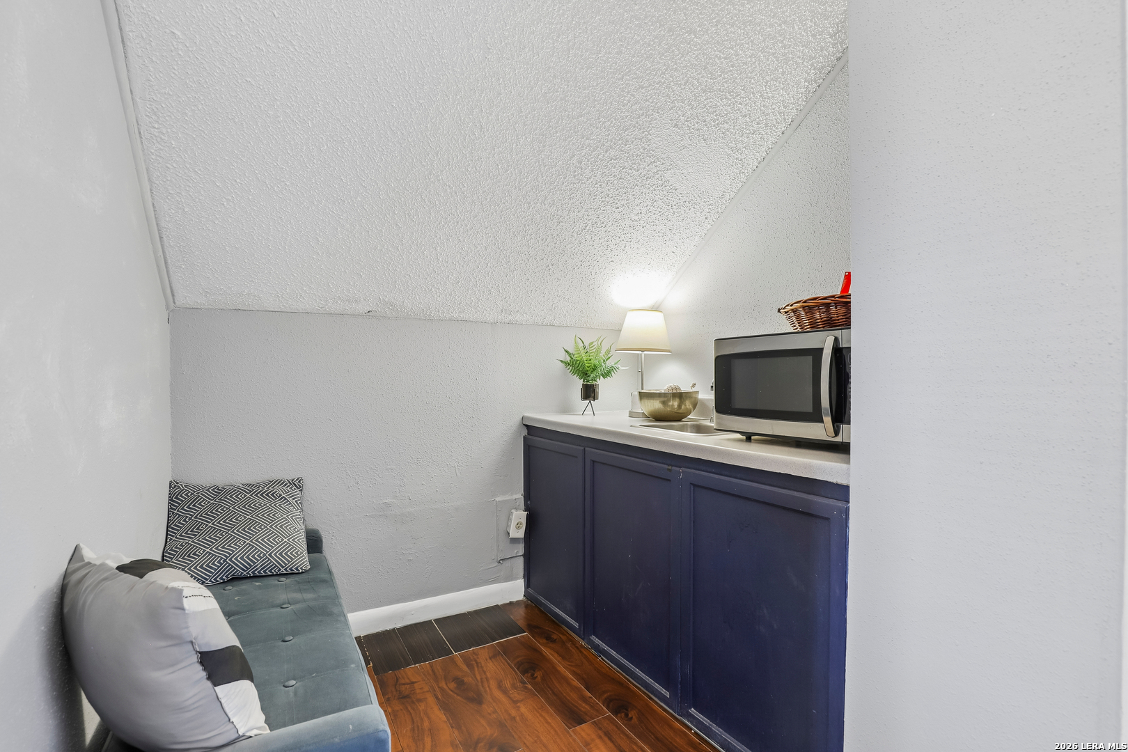 421 Howard Street San Antonio TX 78212