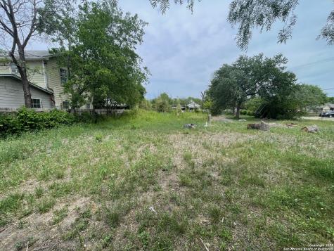 307 Randall Avenue San Antonio TX 78237