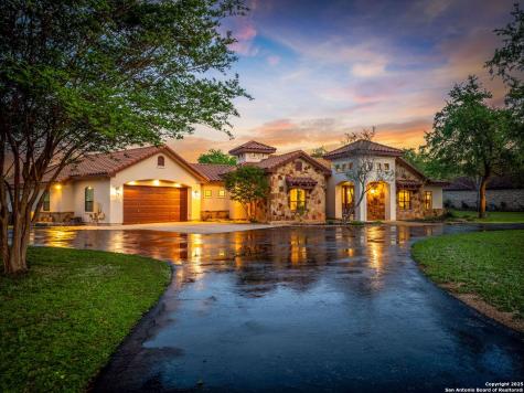 851 River Cliff Canyon Lake TX 78133