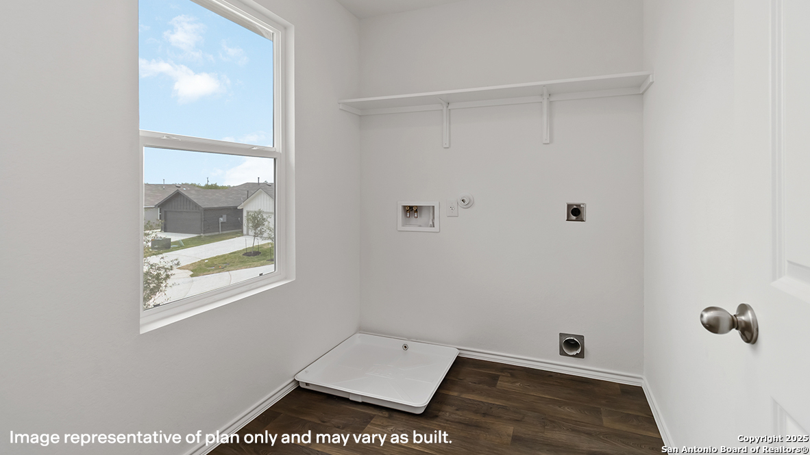 1519 House Finch Drive San Antonio TX 78253