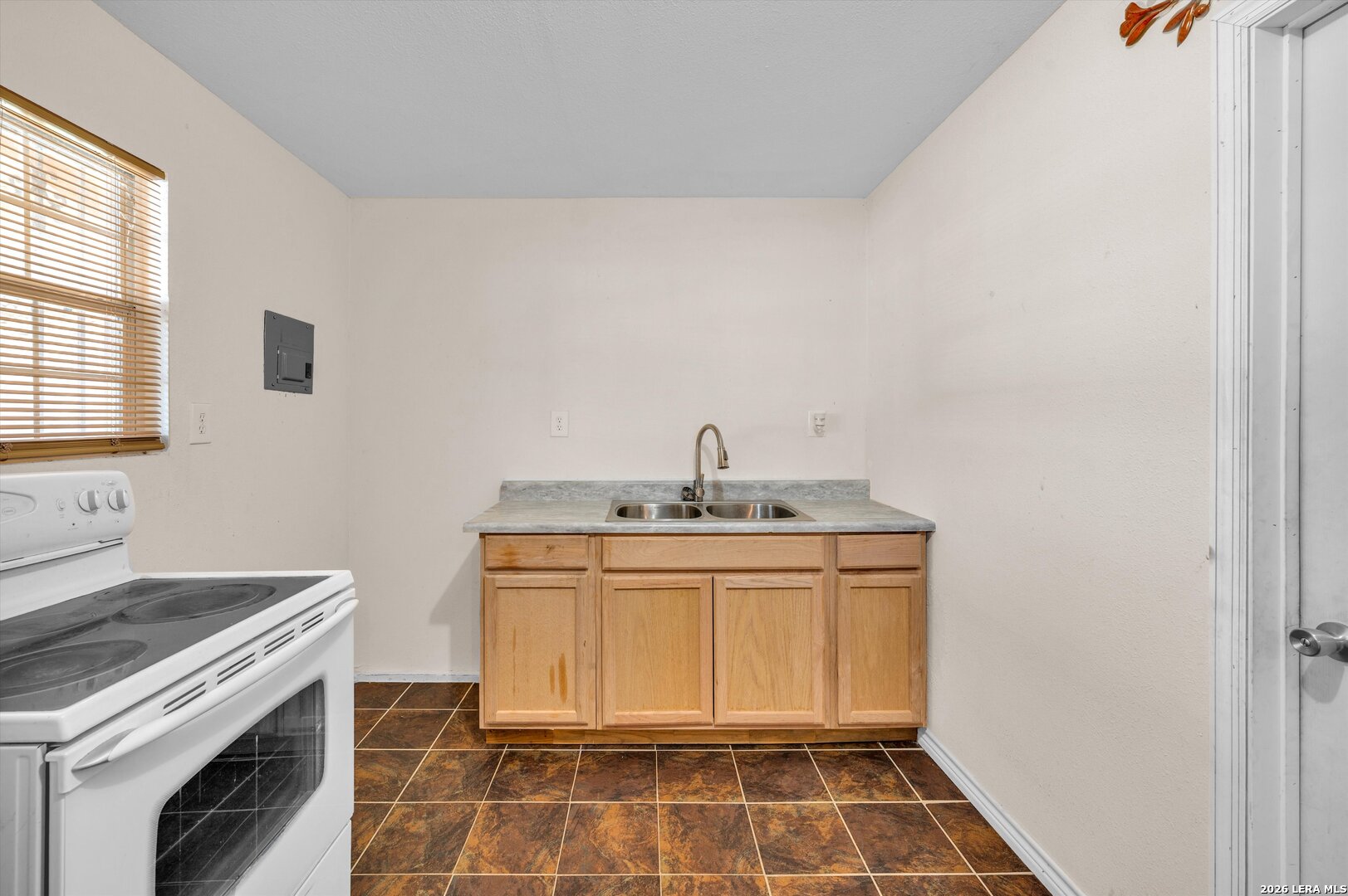 18883 Lagloria Road Elmendorf TX 78112