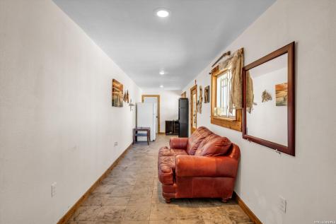 18883 Lagloria Road Elmendorf TX 78112