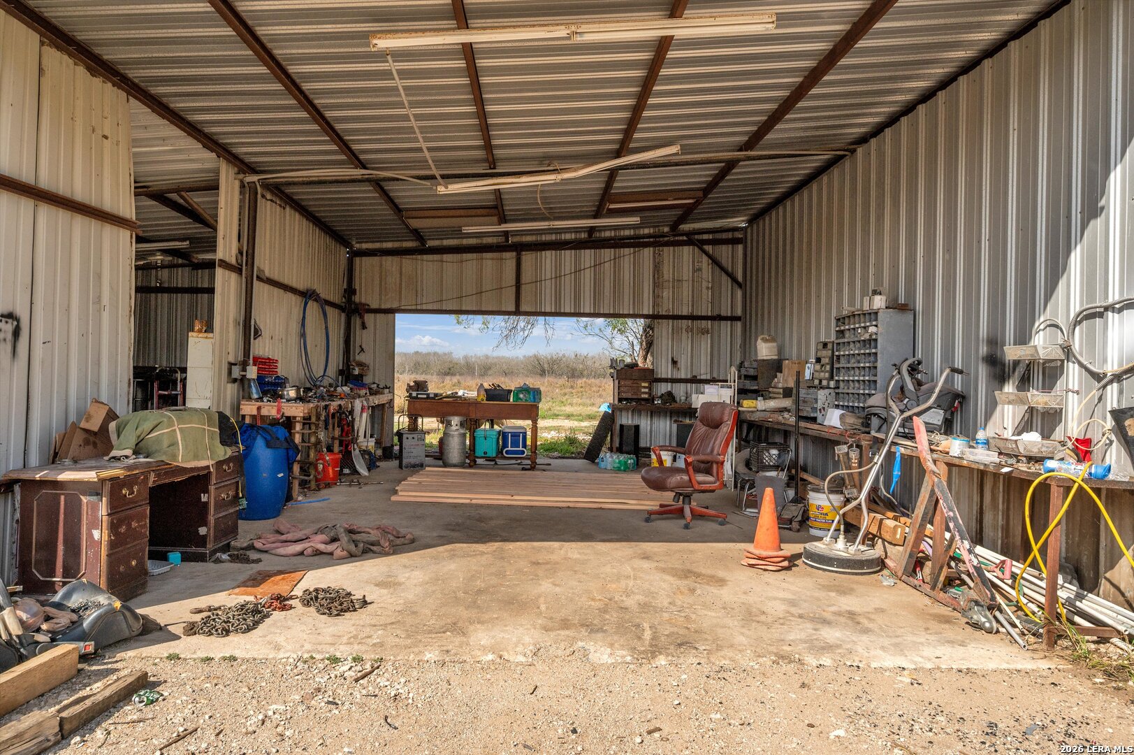 18883 Lagloria Road Elmendorf TX 78112