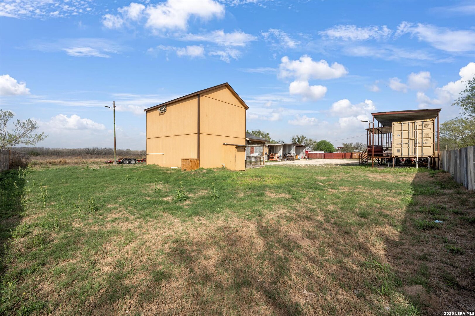 18883 Lagloria Road Elmendorf TX 78112