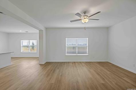 3431 Warlow Branch San Antonio TX 78109