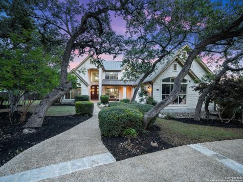706 Cheos Oak Shavano Park TX 78230