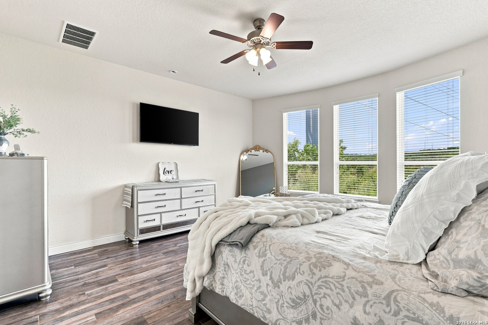 25737 Comanche Creek San Antonio TX 78261