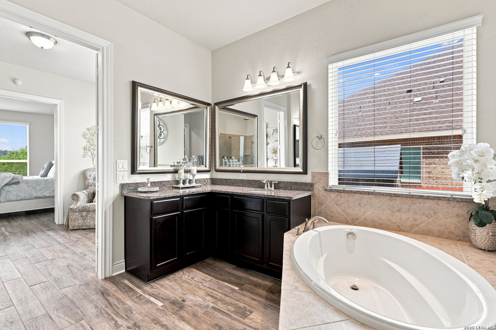 25737 Comanche Creek San Antonio TX 78261