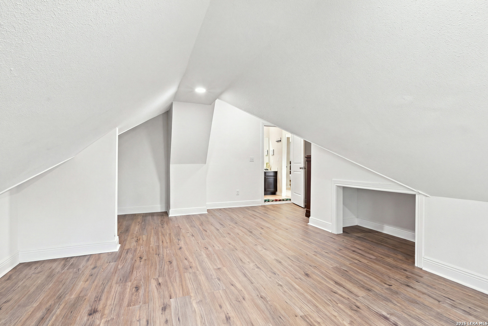 25737 Comanche Creek San Antonio TX 78261