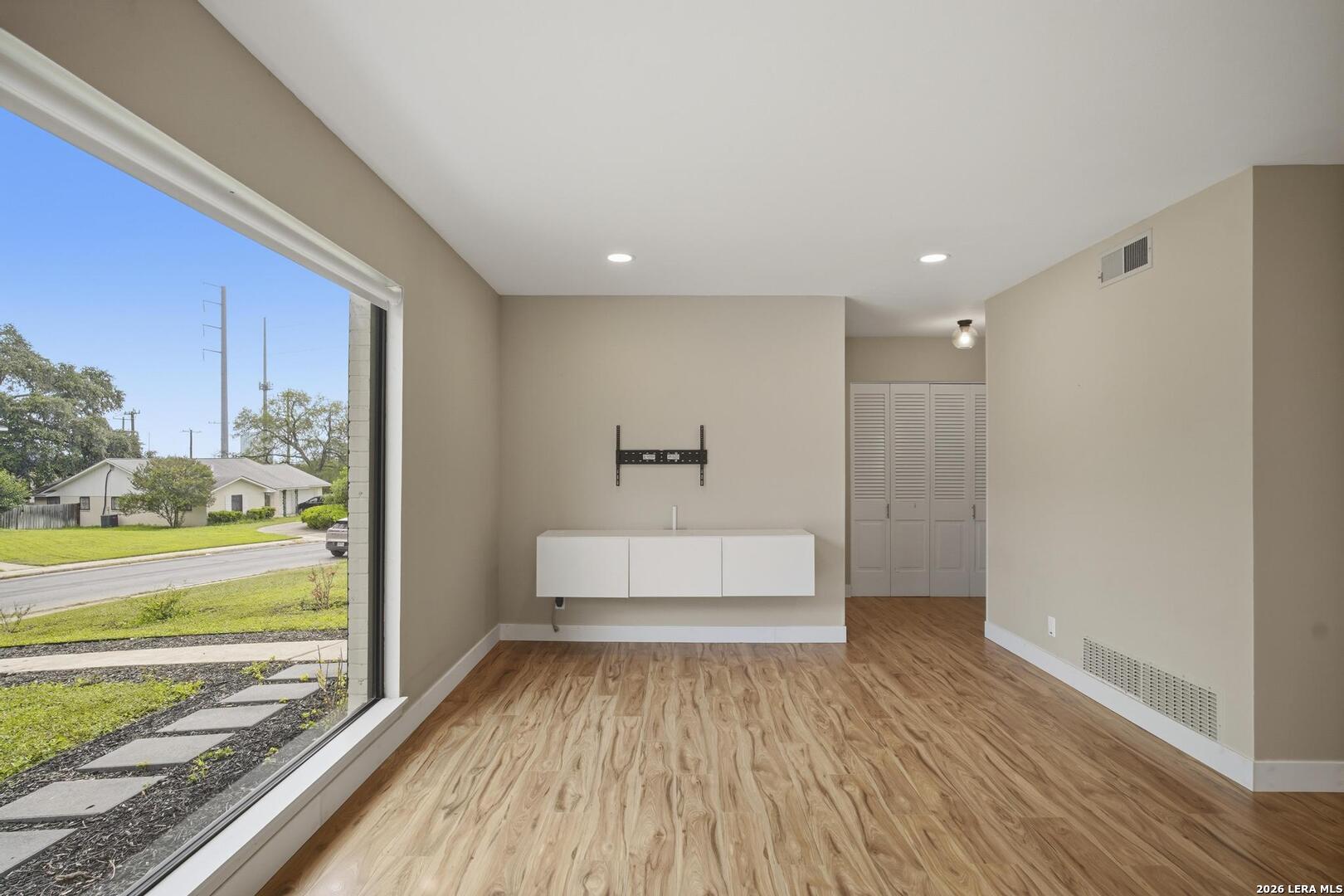4010 Midvale Drive San Antonio TX 78229