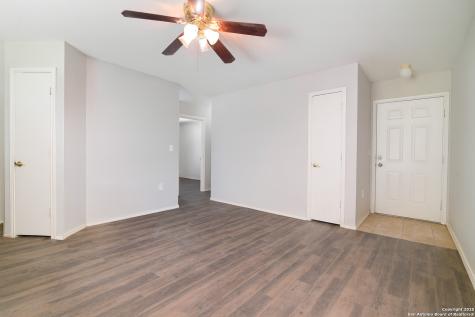 6626 Walnut Valley Drive San Antonio TX 78242