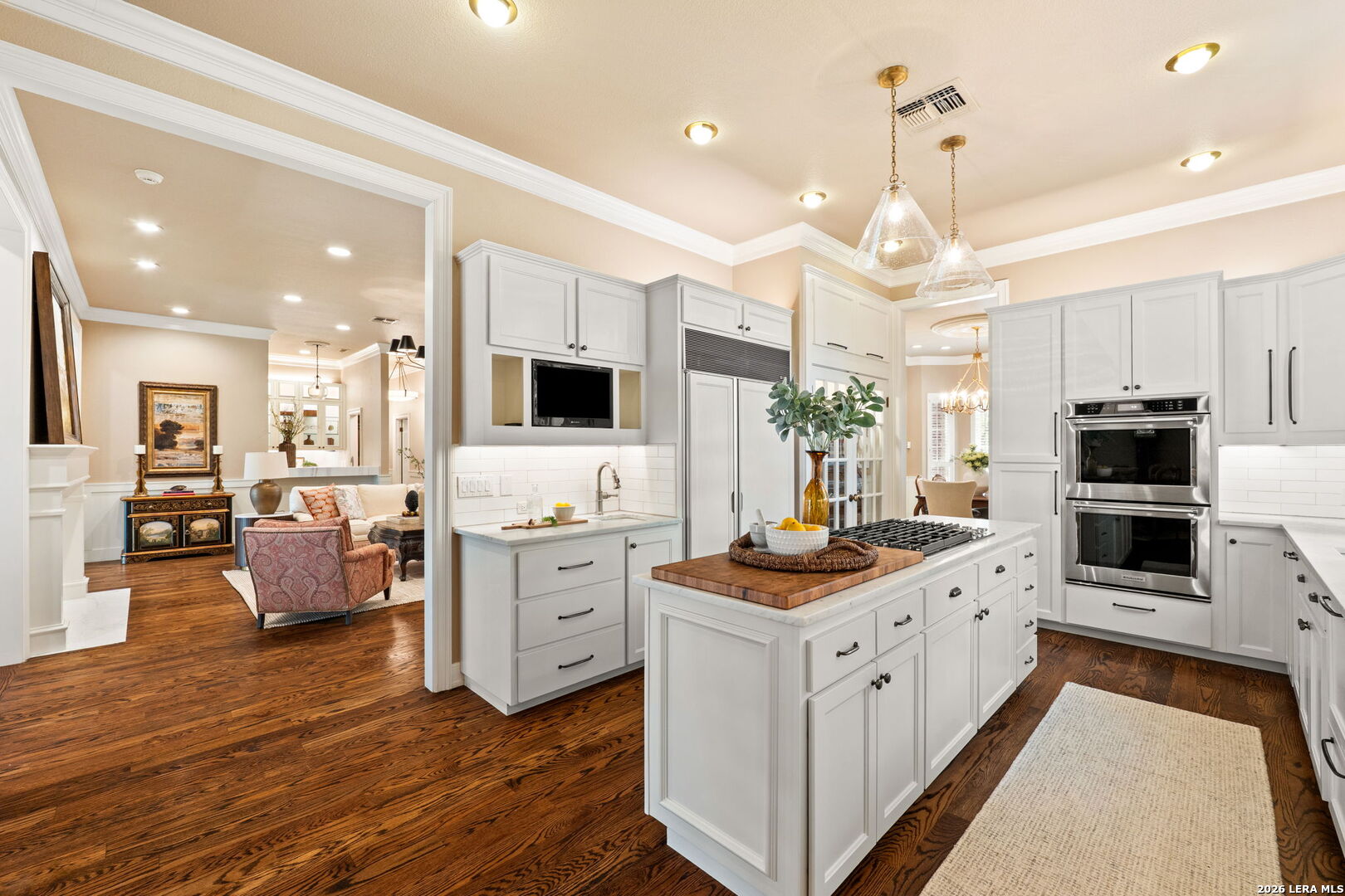 2 Chatsworth Way San Antonio TX 78209