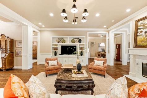 2 Chatsworth Way San Antonio TX 78209