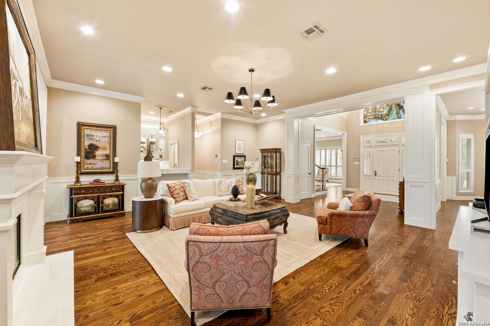 2 Chatsworth Way San Antonio TX 78209