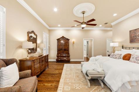 2 Chatsworth Way San Antonio TX 78209