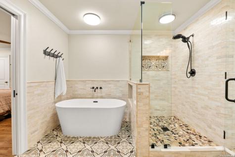 2 Chatsworth Way San Antonio TX 78209