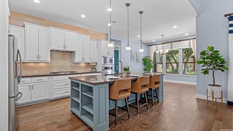 110 Western Oaks New Braunfels TX 78132